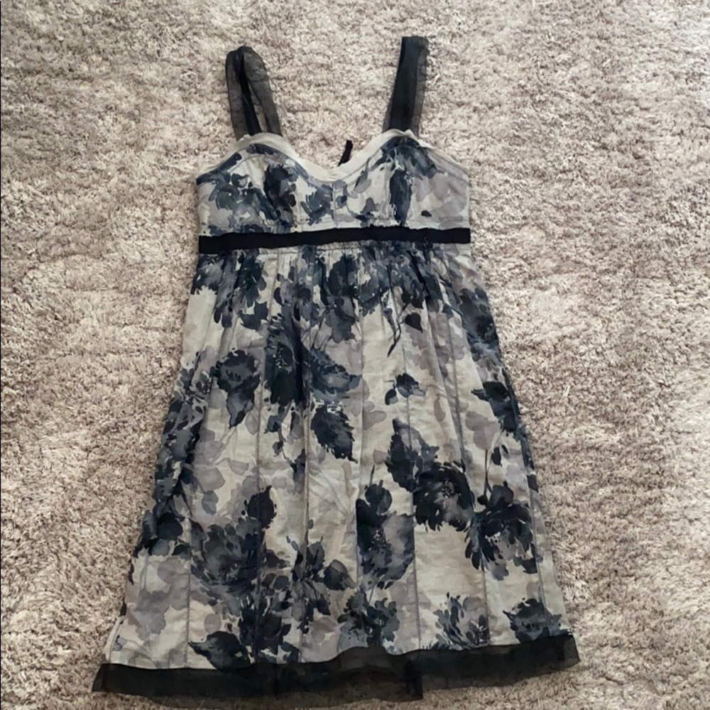Cute Size 0P Anne Taylor Loft Dress